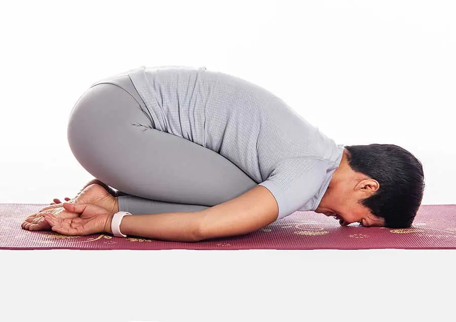 ida Yoga Stellung des kindes